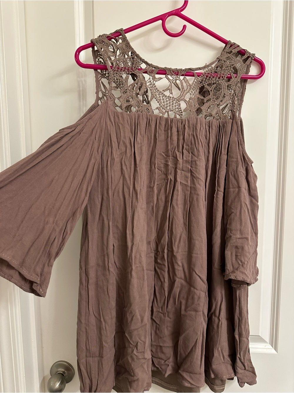 Love Riche Taupe Cold-Shoulder Crochet Yoke Tunic